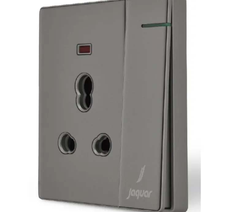 Jaquar 6A+16A Three Pin Socket With Indicator And Big Switch