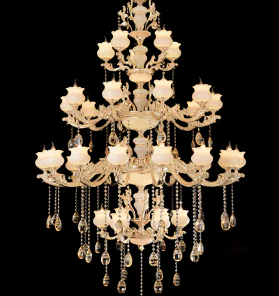 Jaquar Bergenia Chandelier (DTD-GLD-ASBER1739536C) (DTD-GLD-ASBER1739536C)